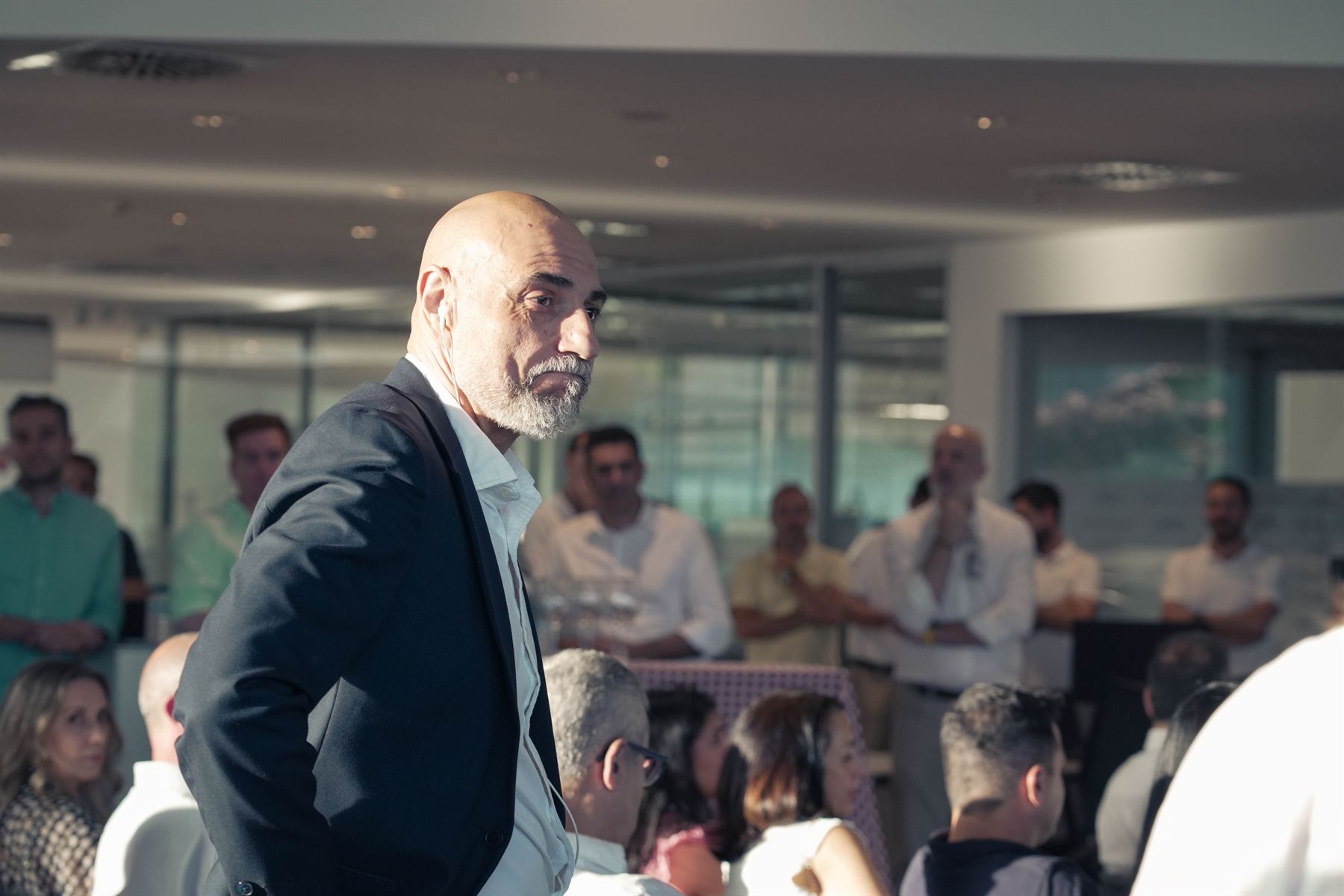 Manuel Cantón en un evento profesional